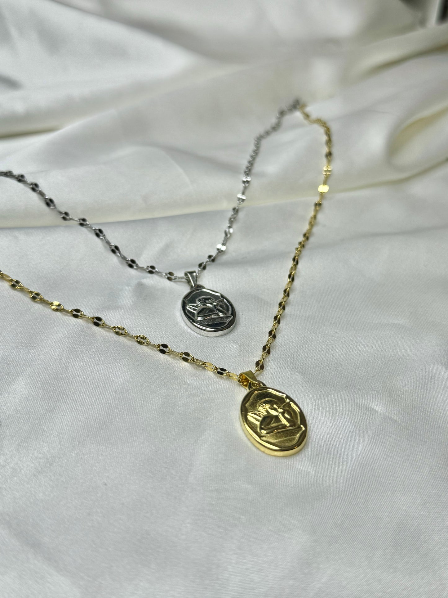 Round Angel Necklace