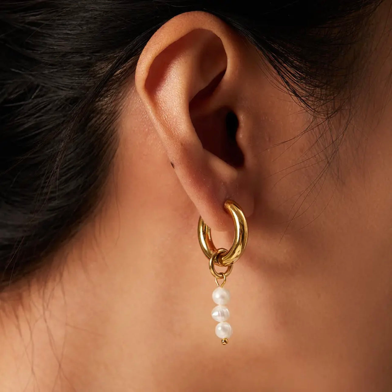 Pearl Earrings - gold