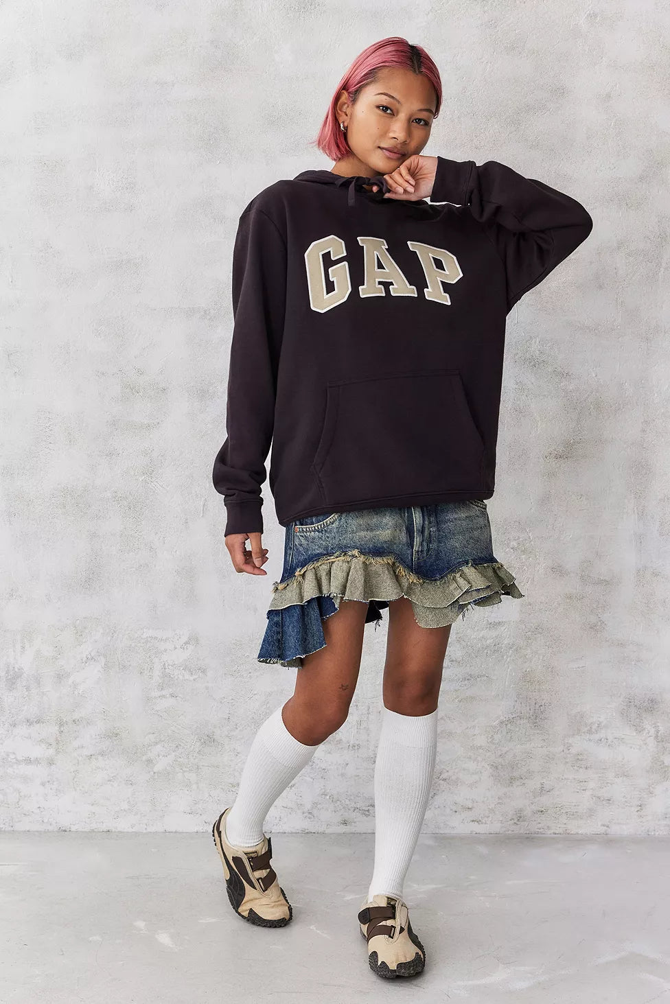 Vintage Gap Hoodie - brown