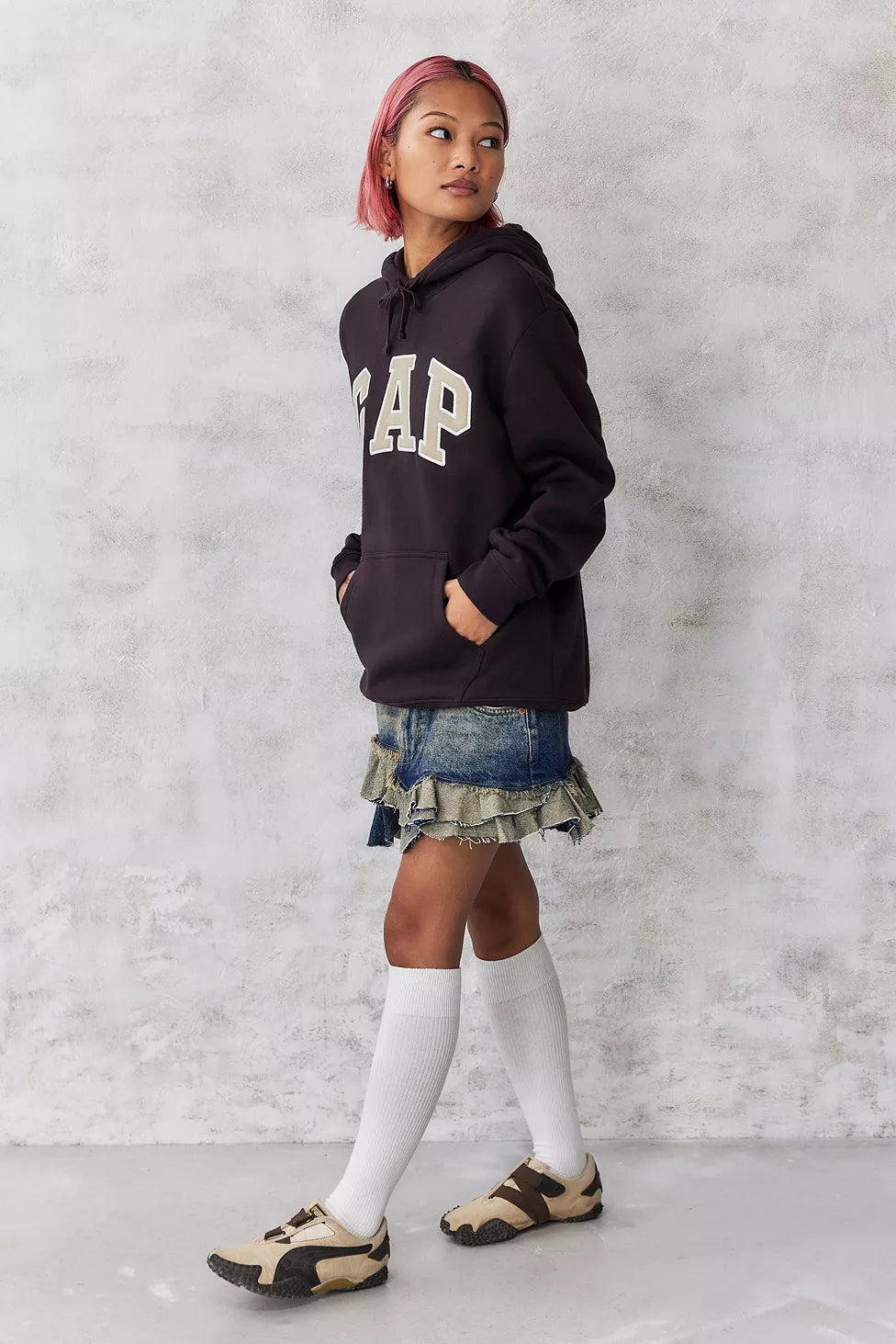 Vintage Gap Hoodie - brown