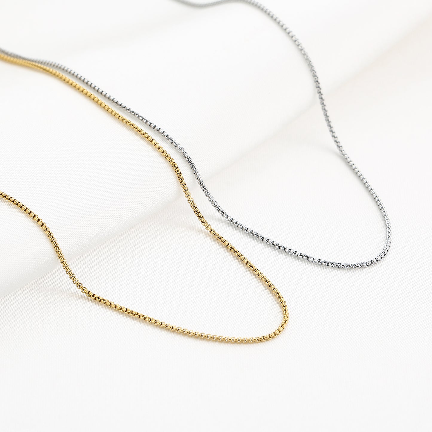 Small Chain Necklace - gold