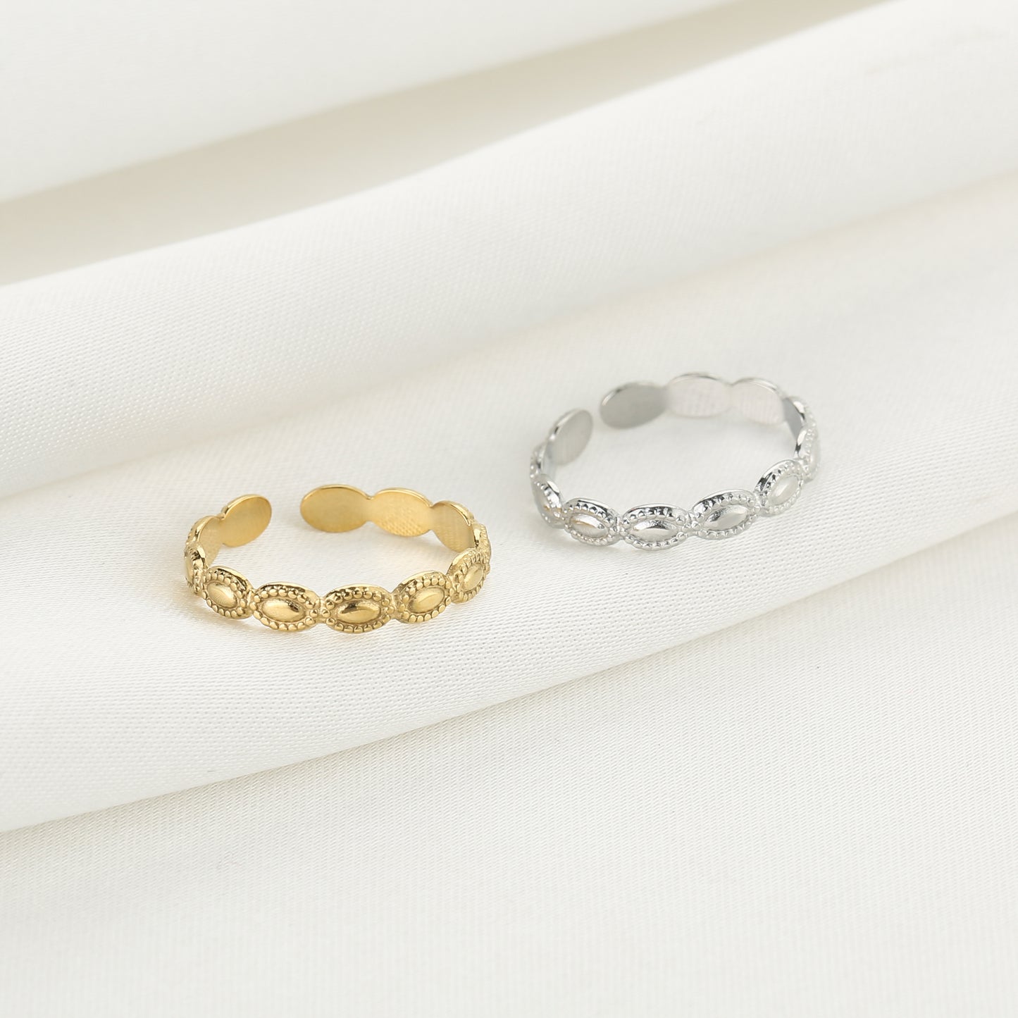 Oval Ring