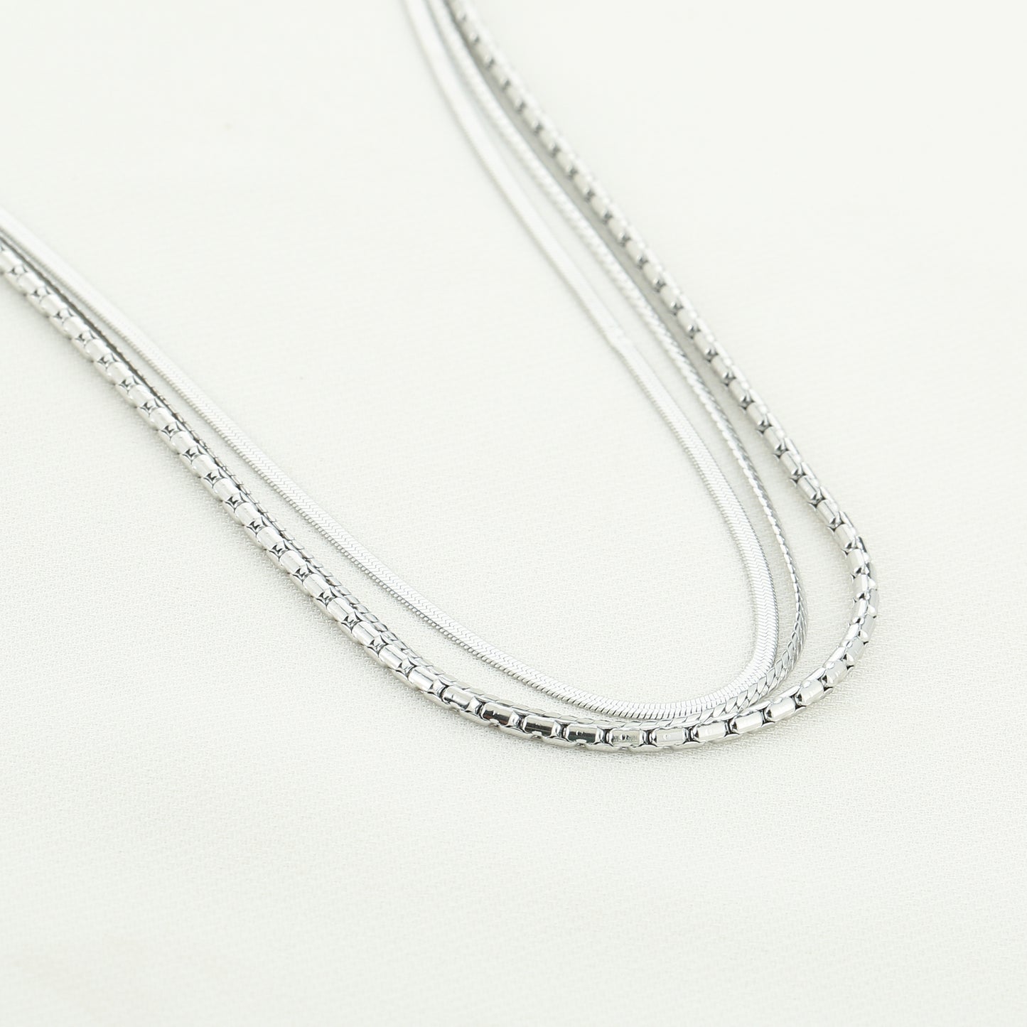 Classy Layered Necklace - silver