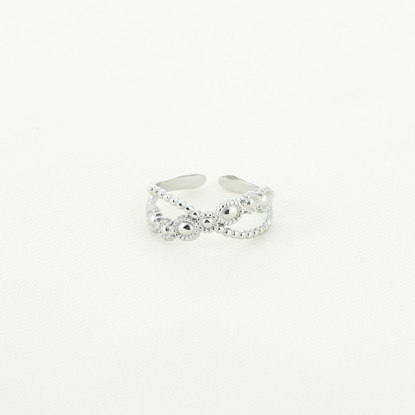 Cross Over Ring