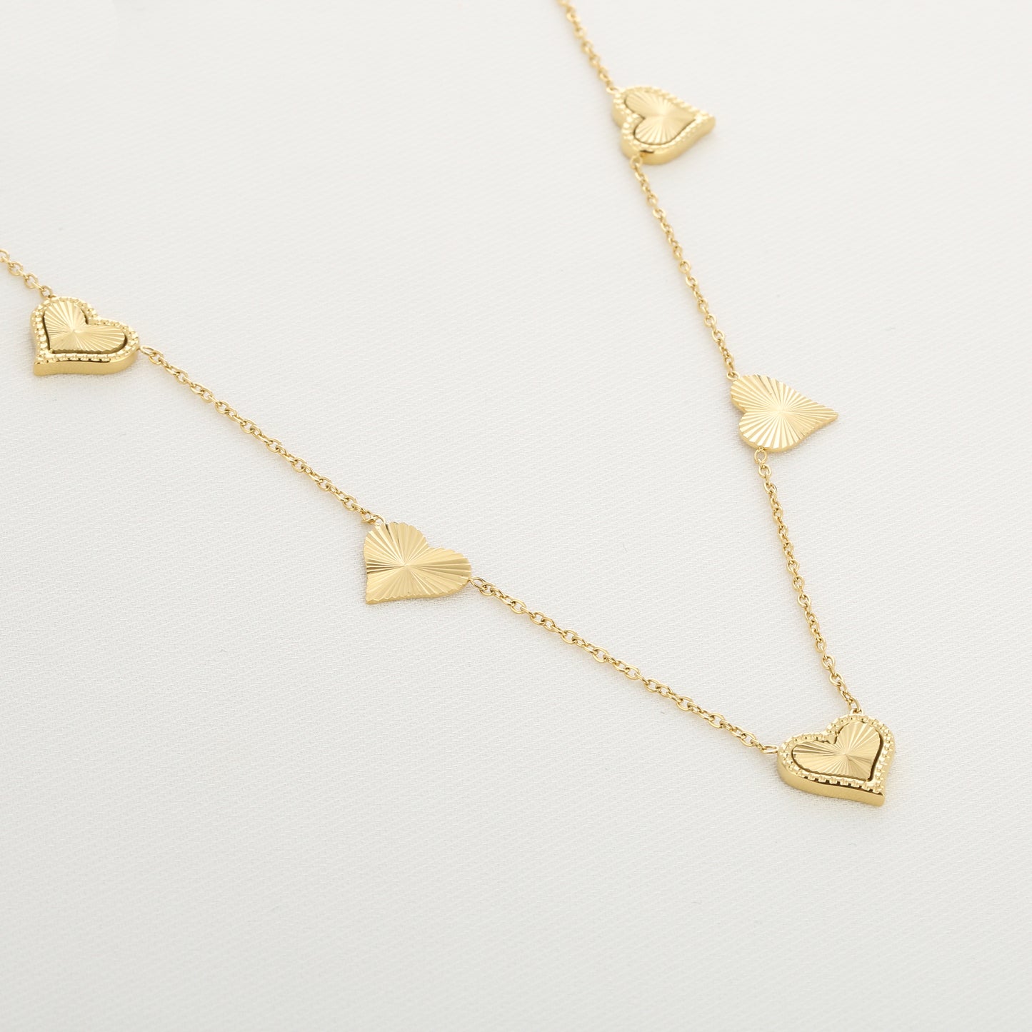 Five Lovely Necklace - gold