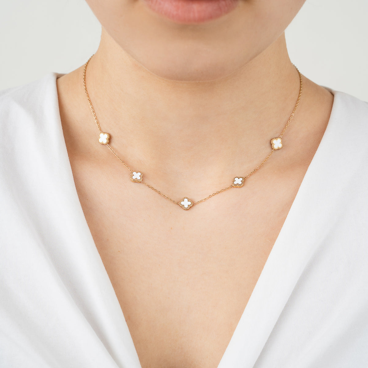 White Clover Necklace - gold