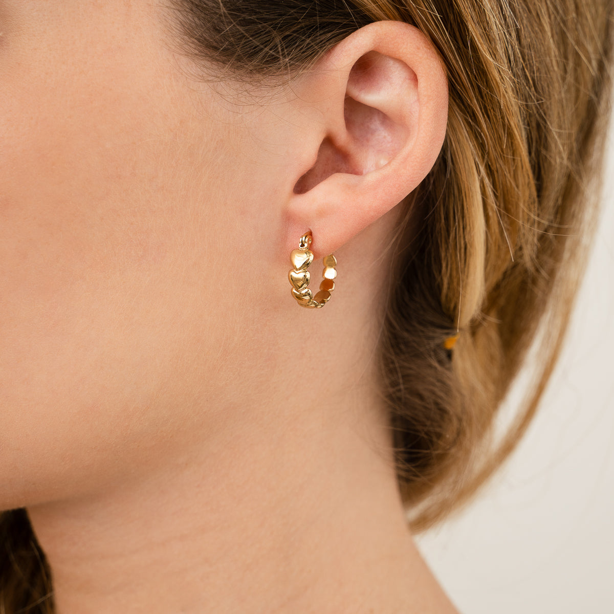 Heart Hoops Earrings - gold
