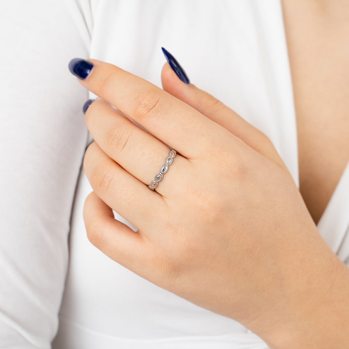 Oval Ring