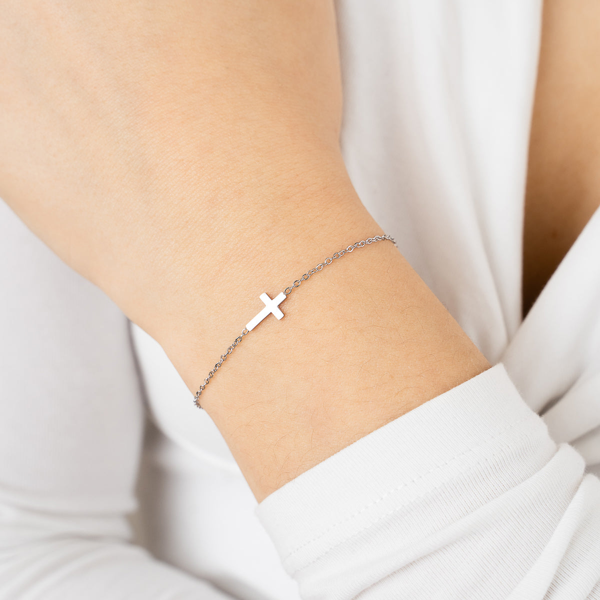 Cross Over Bracelet - silver