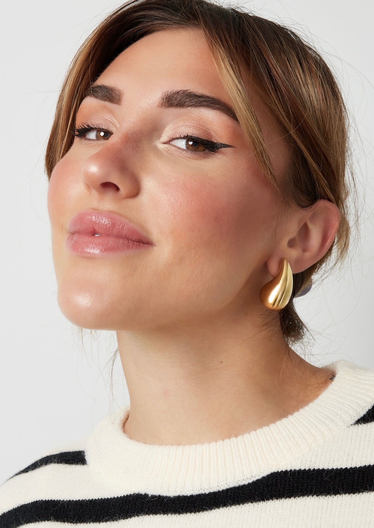 Tear Drop Earrings - gold